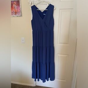 J. McLaughlin size 6 blue sleeveless maxi dress